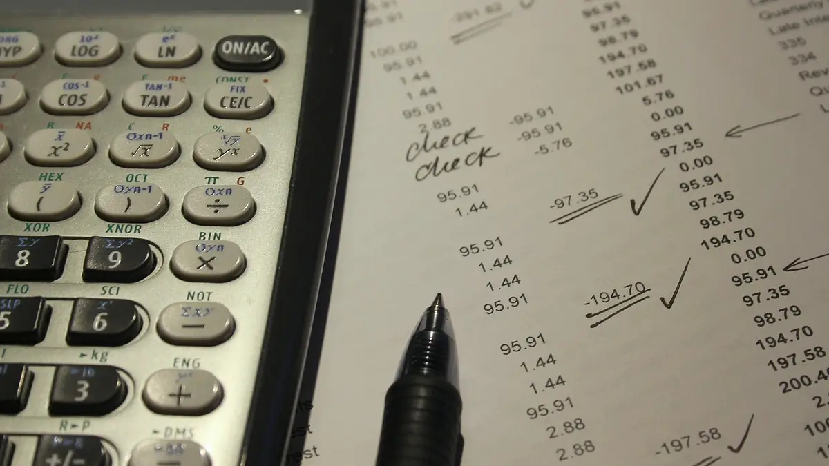 Kredyt konsumpcyjny – czy warto? Koszty, zalety i wady