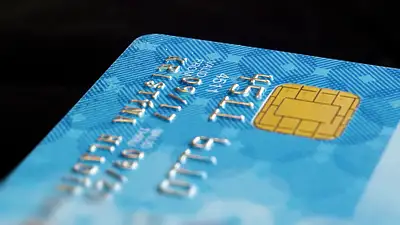 Rozliczanie urlopów i delegacji pracowniczych – zasady i błę