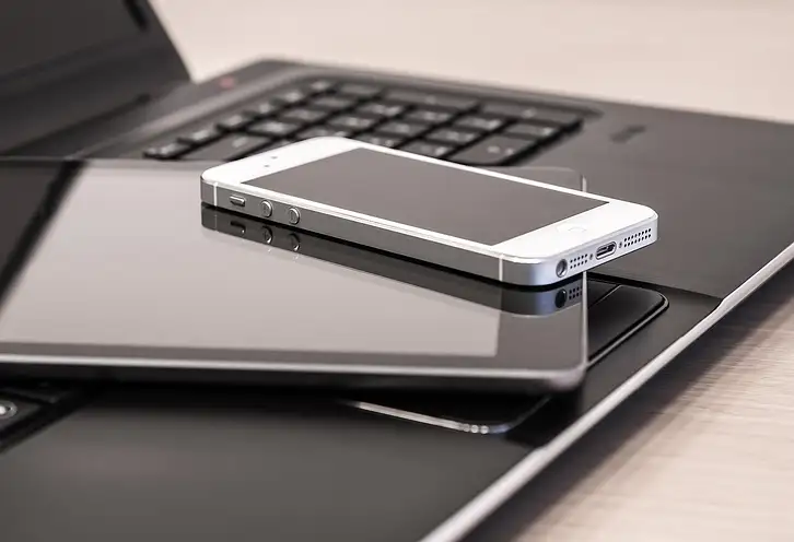 Internet Rzeczy (IoT): rewolucja w finansach i życiu