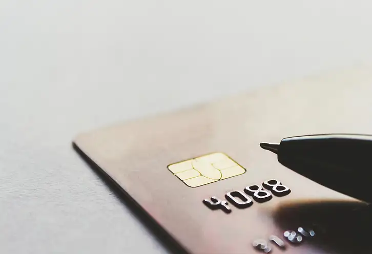 Jak płacić kartą przez internet bezpiecznie?