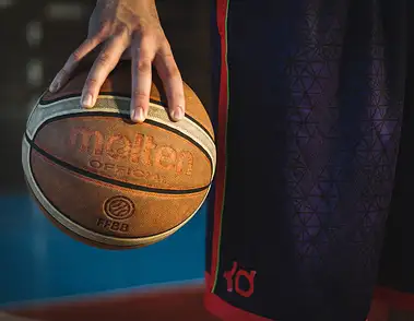 Inwestycje w sport tradycyjny vs e-sport: porównanie